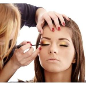 Makeup professional application