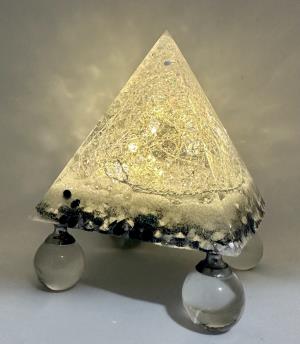 Winter Wonderland Pyramid - Teal Diamond Base