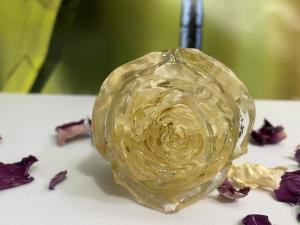 Rose Decor/Paperweight - Carnation Petals